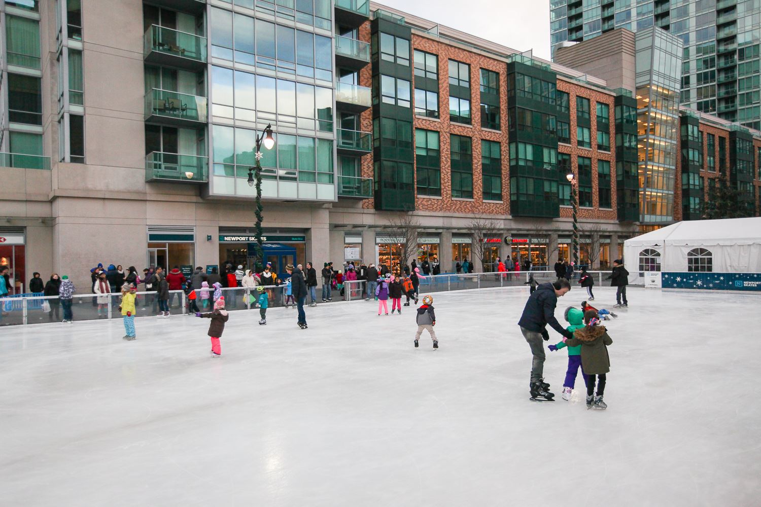 skating rinks in NJ Newport Skates nj mom