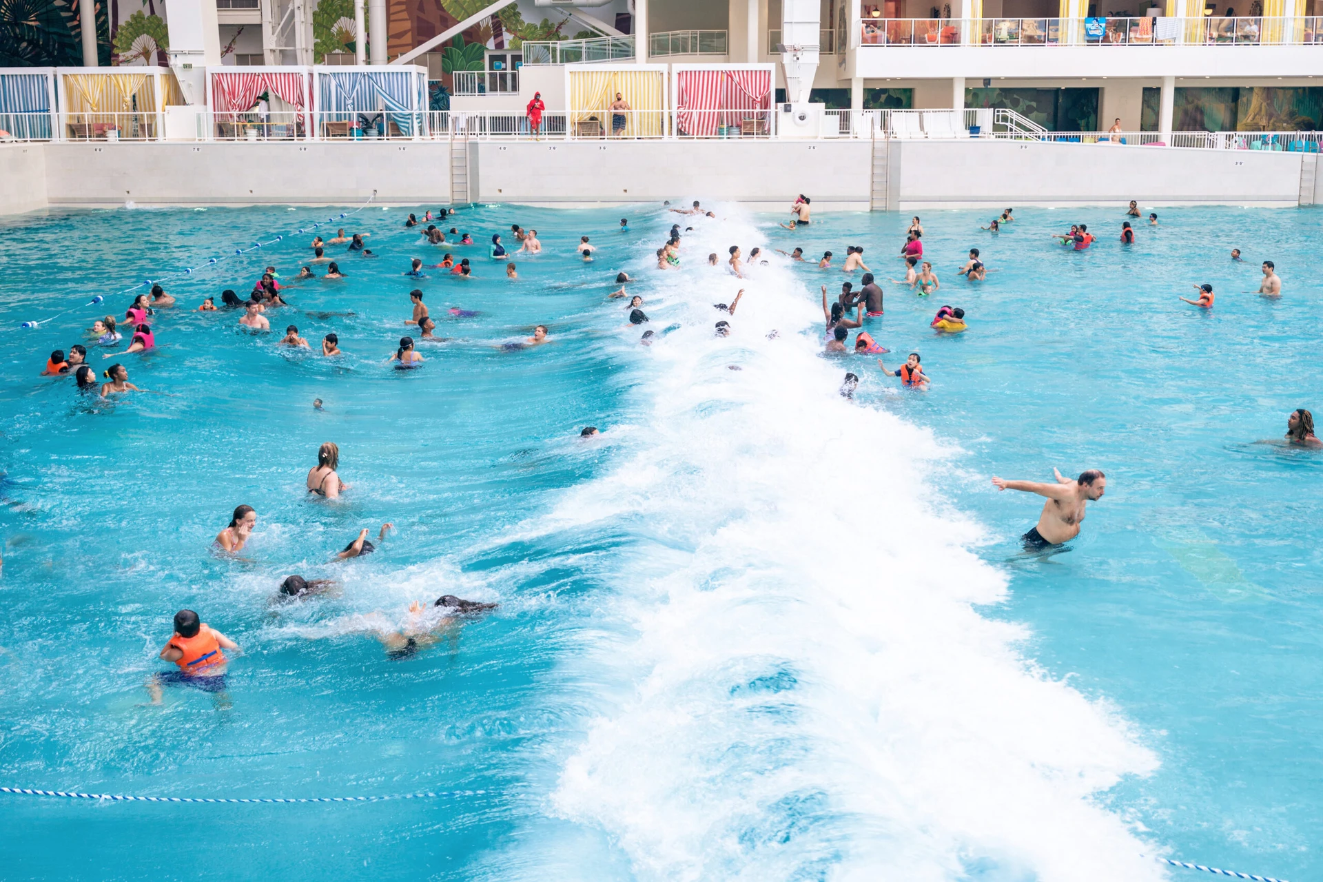 Dreamworks waterpark nj mom waves