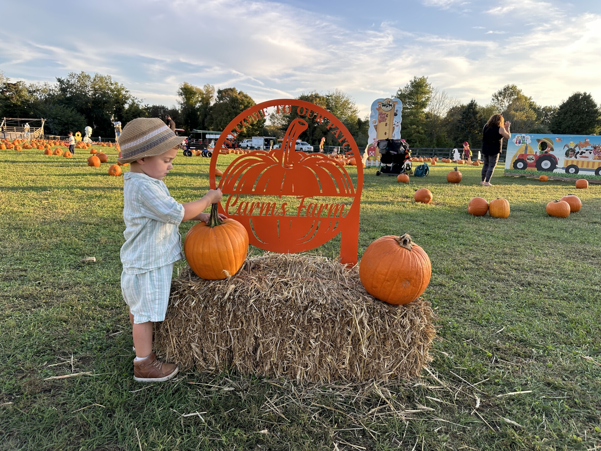 Carm's Farm pumpkin nj mom