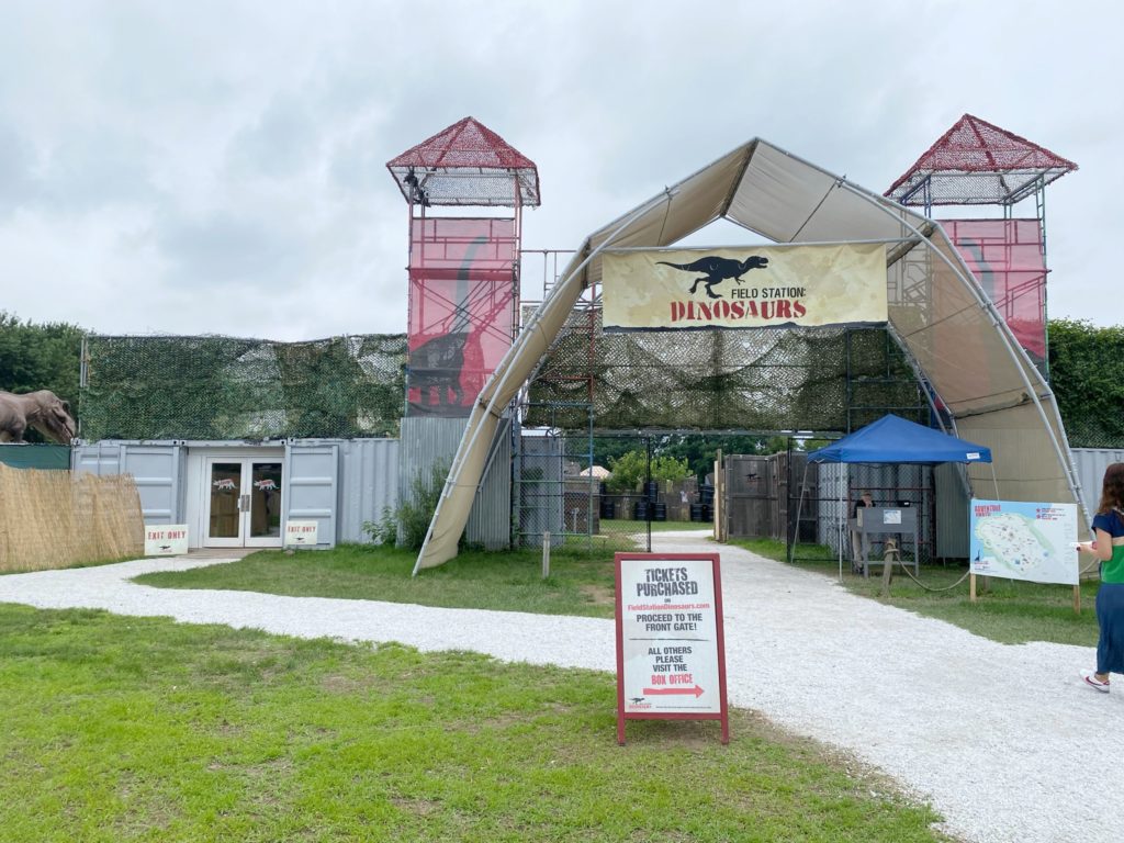 Field Station Dinosaurs entrance nj mom
