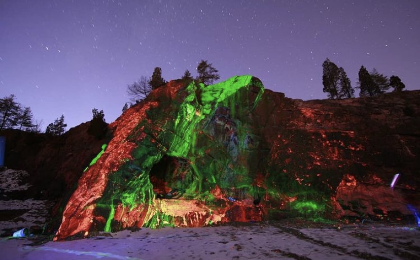 fluorscent rock sterling hill mine nj