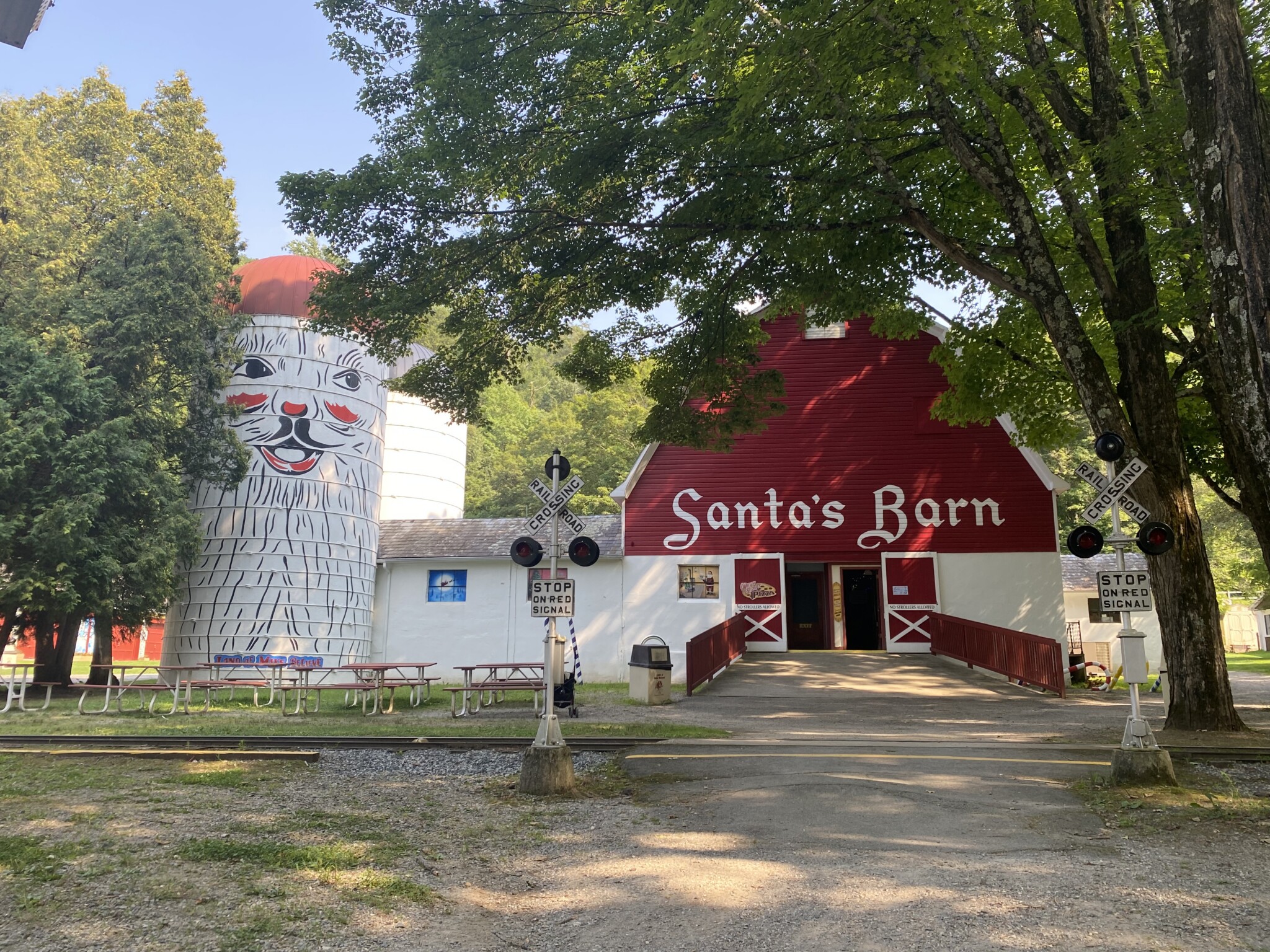 Santa's Barn Land of Make Believe nj mom