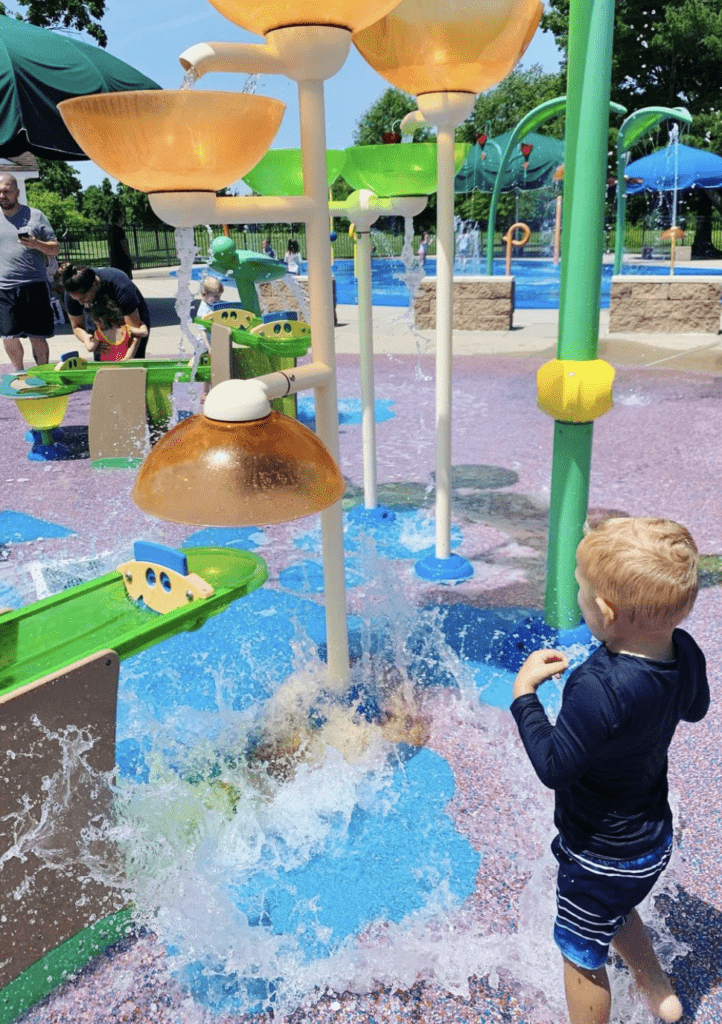 splash parks in NJ dorbrook, splash pads in new jersey, sprinkler parks in nj mom